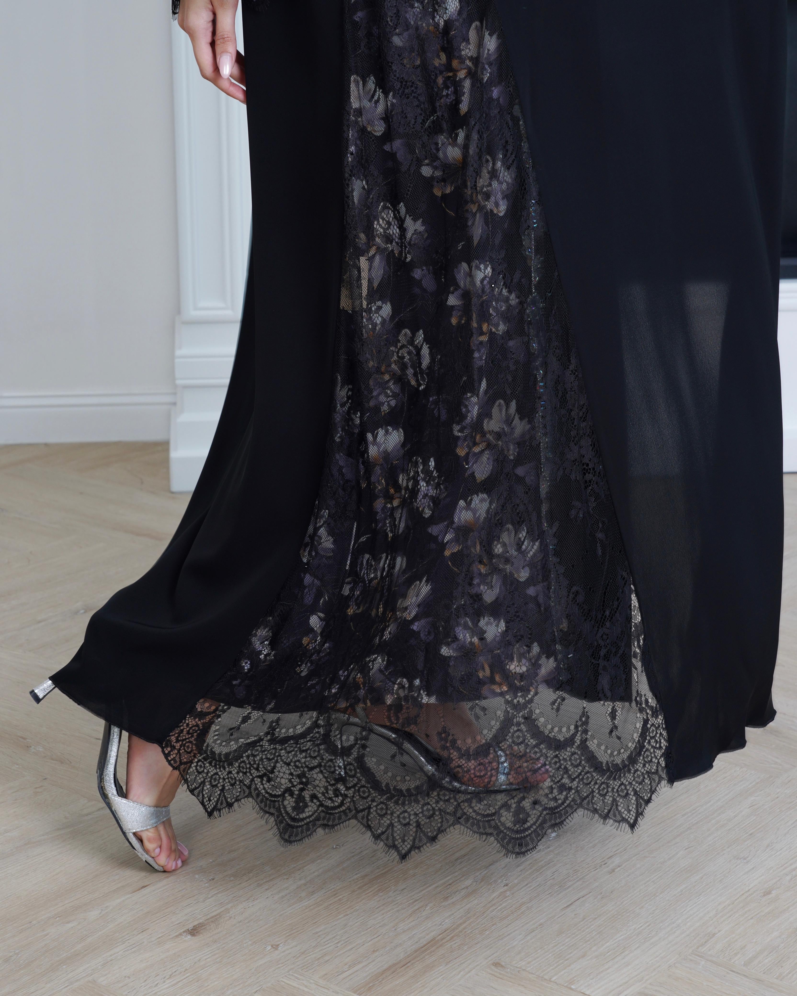Dana Abaya