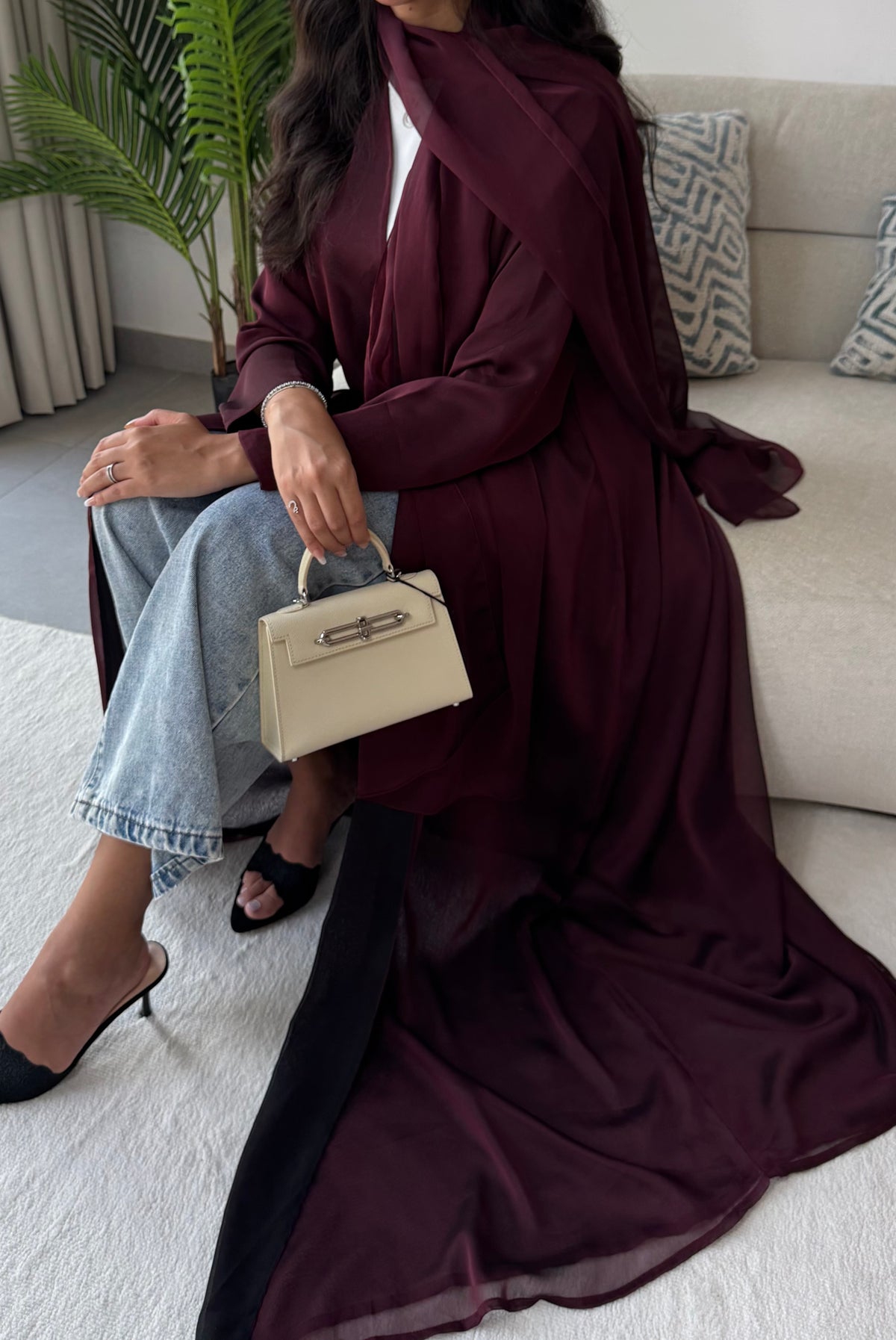 Elan Abaya