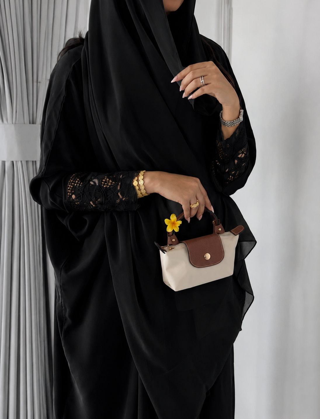 عباية سيج بلوم