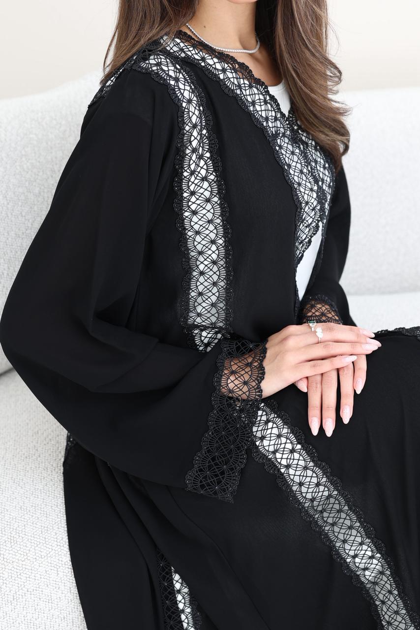 Thuraya Abaya