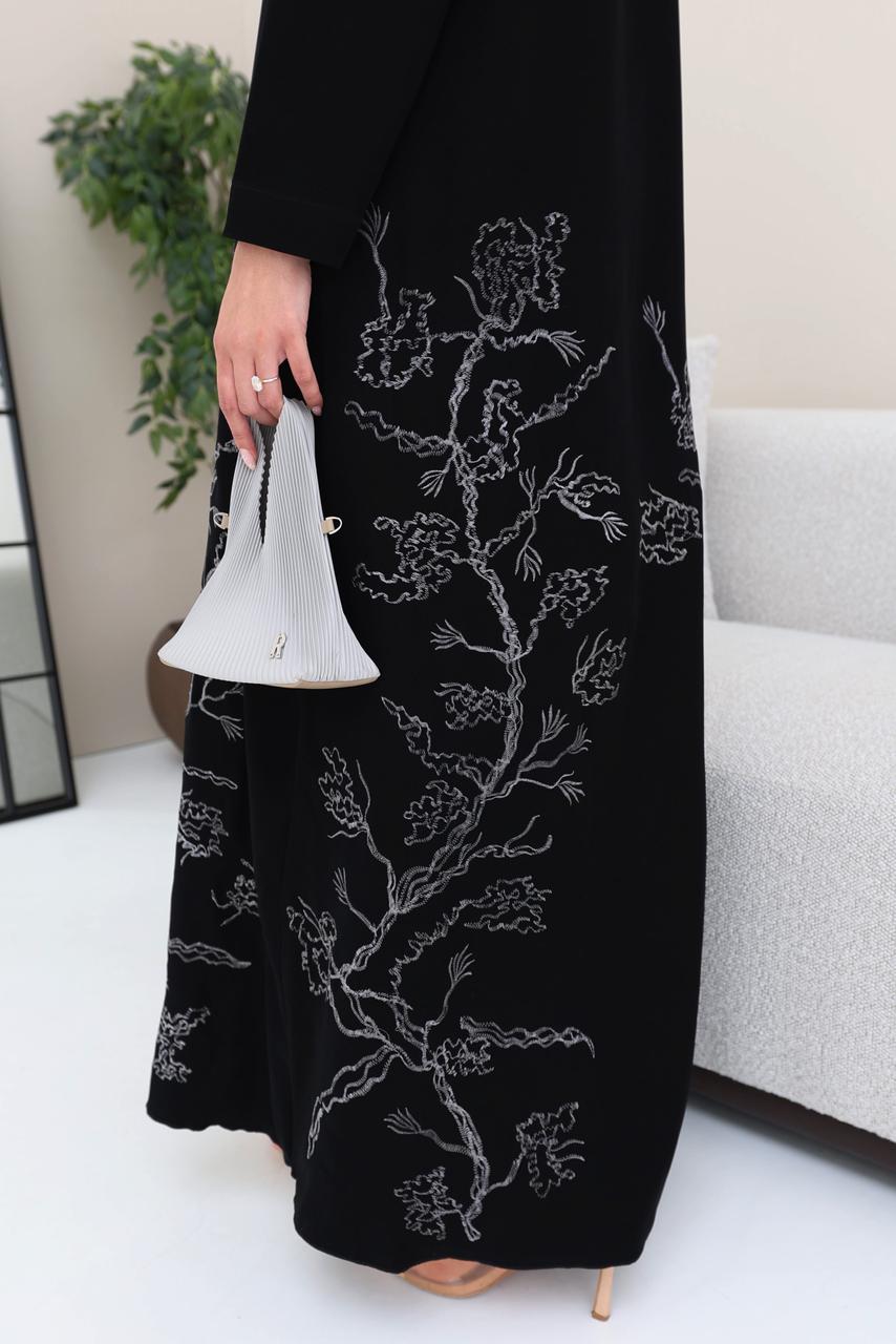 Dina Abaya